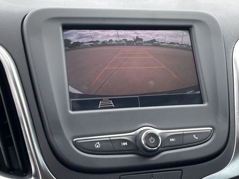 Used 2024 Chevrolet Equinox LT FWD image 18