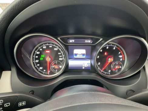 Used 2020 Mercedes-Benz GLA 250 image 17