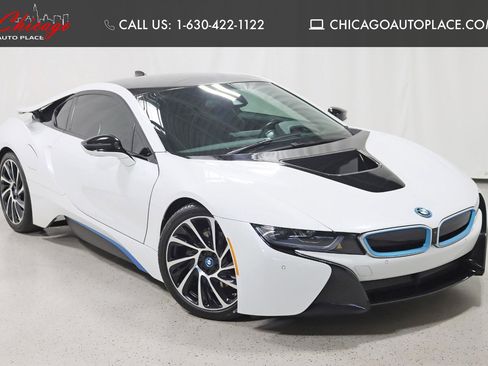 Used 2016 BMW i8 image 1