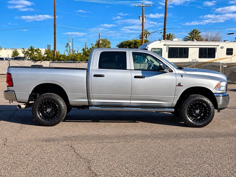 Used 2015 RAM 2500 Tradesman w/ Chrome Appearance Group AWD/4WD image 3