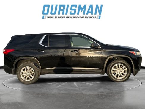 Used 2021 Chevrolet Traverse LS image 7
