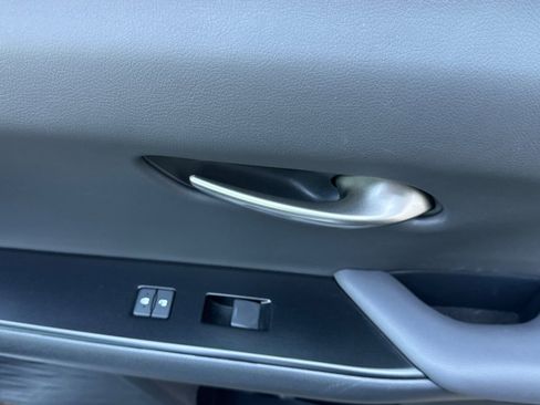 Used 2024 Lexus UX 250h FWD image 19