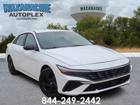 Used 2026 Hyundai Elantra Sport FWD image 1