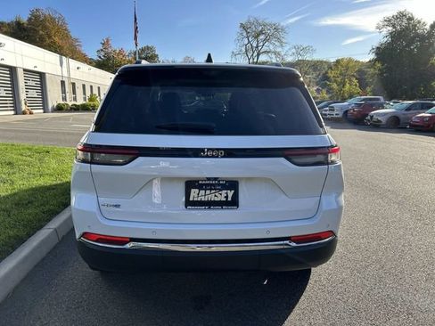 Used 2023 Jeep Grand Cherokee 4WD 4xe w/ Luxury Tech Group II image 7
