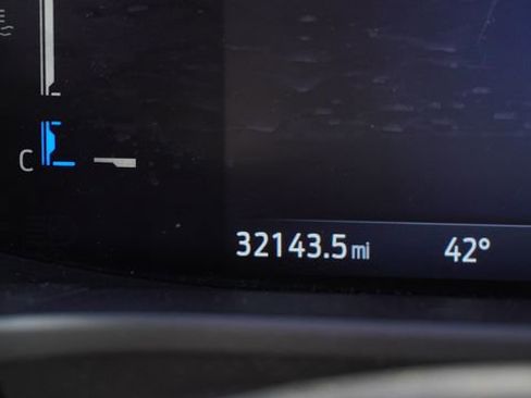 Used 2025 Ford Escape ST-Line image 32