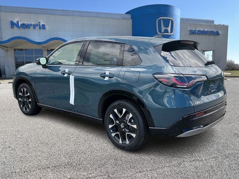 New 2026 Honda HR-V EX-L image 3