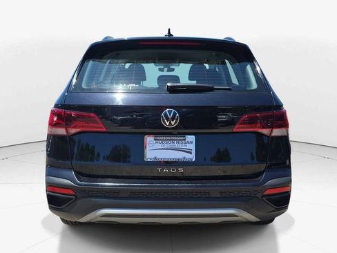 Used 2024 Volkswagen Taos S FWD image 9