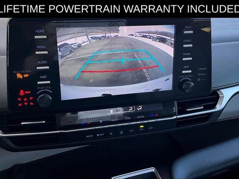 Used 2022 Toyota Sienna LE image 20