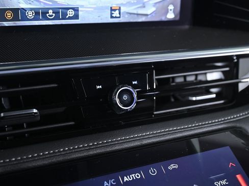 New 2026 INFINITI QX80 Luxe image 13