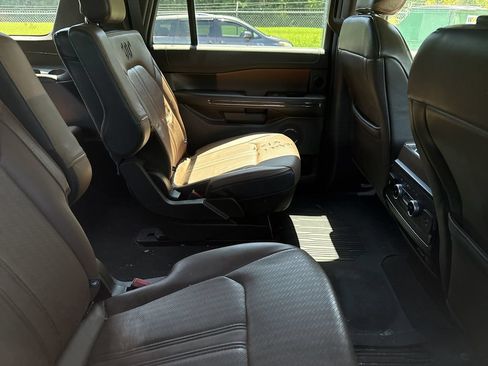 Used 2022 Ford Expedition Max King Ranch AWD/4WD image 6