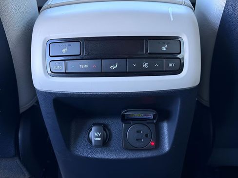 Used 2022 Hyundai Palisade SEL w/ 8P Bench Seat Package image 36