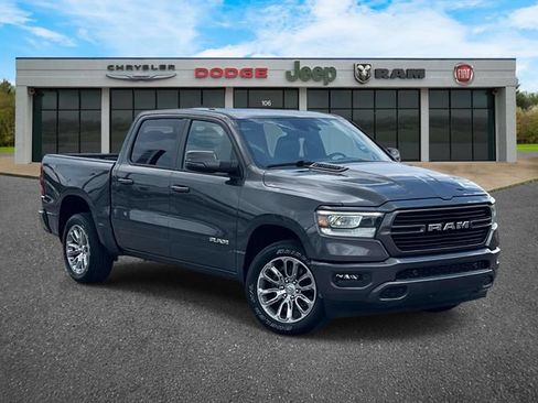Used 2023 RAM 1500 Laramie AWD/4WD image 1