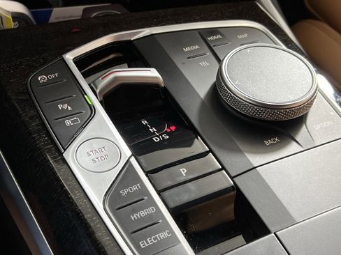 Used 2023 BMW 330e xDrive w/ Premium Package image 20