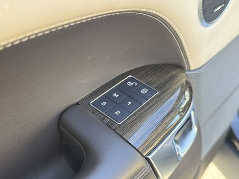 Used 2019 Land Rover Range Rover Sport Supercharged image 22