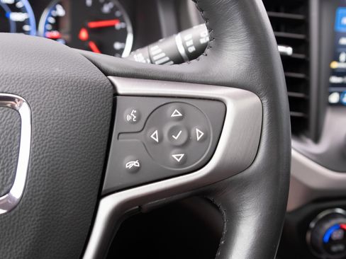 Used 2022 GMC Acadia AT4 image 8