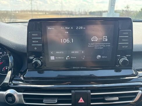 Used 2021 Kia Seltos EX image 13