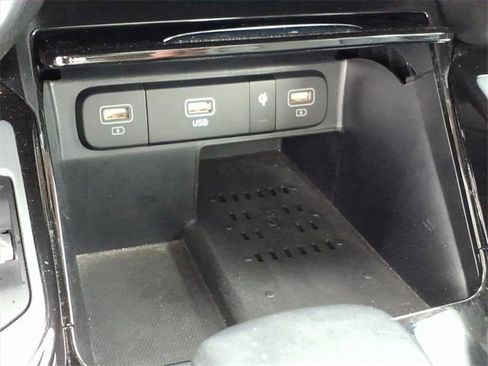 Used 2023 Kia Sorento SX image 14