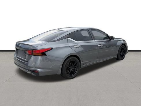 Used 2020 Nissan Altima 2.5 S FWD image 5