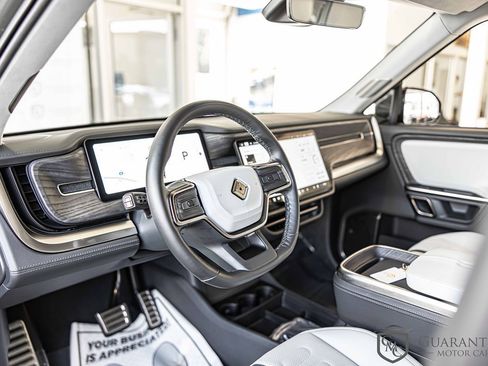 Used 2023 Rivian R1S Launch Edition image 21