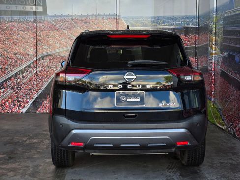 Used 2023 Nissan Rogue SL AWD/4WD image 7