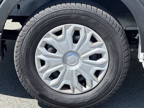 Used 2025 Ford Transit 250 Low Roof w/ Exterior Upgrade Package RWD image 22