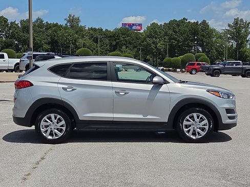 Used 2021 Hyundai Tucson Value FWD image 6