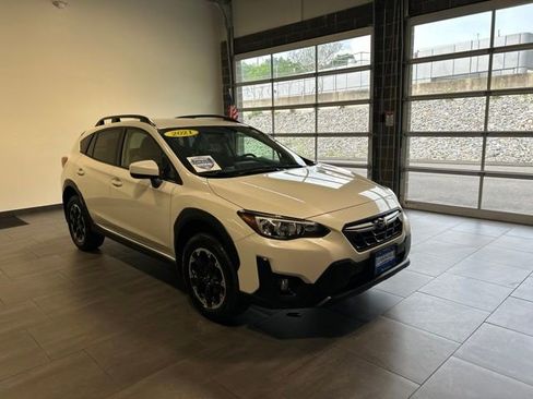 Used 2021 Subaru Crosstrek 2.0i Premium AWD/4WD image 6