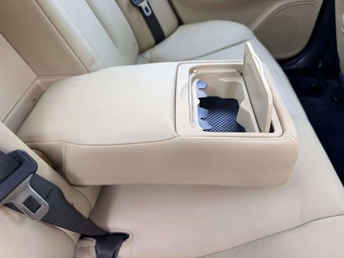 Used 2009 Hyundai Sonata Limited FWD image 25