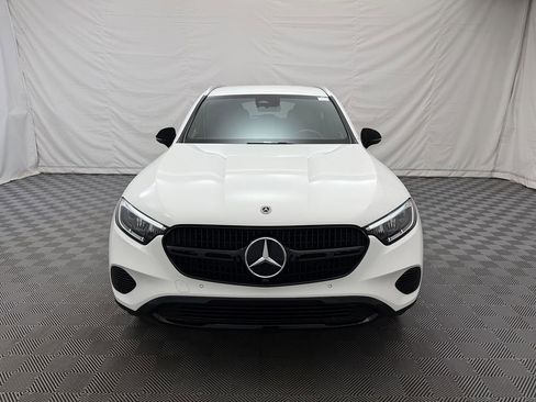 Used 2024 Mercedes-Benz GLC 300 4MATIC SUV image 3