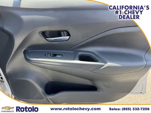 Used 2024 Nissan Versa SV FWD image 8