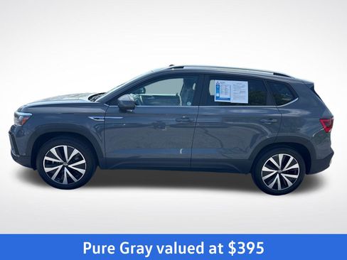 Certified 2023 Volkswagen Taos SE AWD/4WD image 2