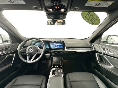 Used 2025 BMW X1 xDrive28i image 19