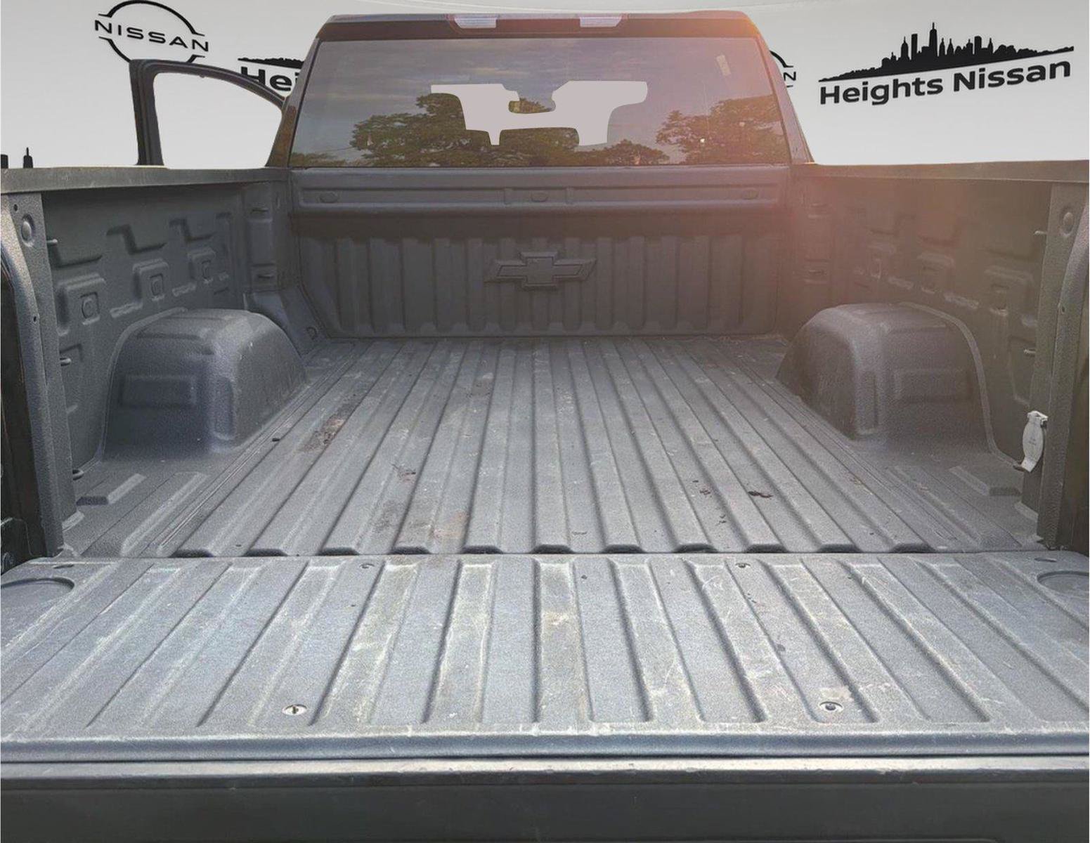 Used 2023 Chevrolet Silverado 1500 RST AWD/4WD image 23