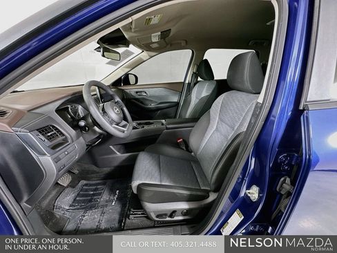 Used 2023 Nissan Rogue SV FWD image 12