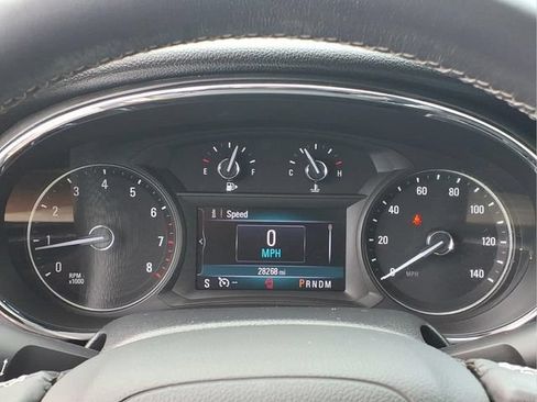 Used 2021 Buick Encore Preferred FWD image 12