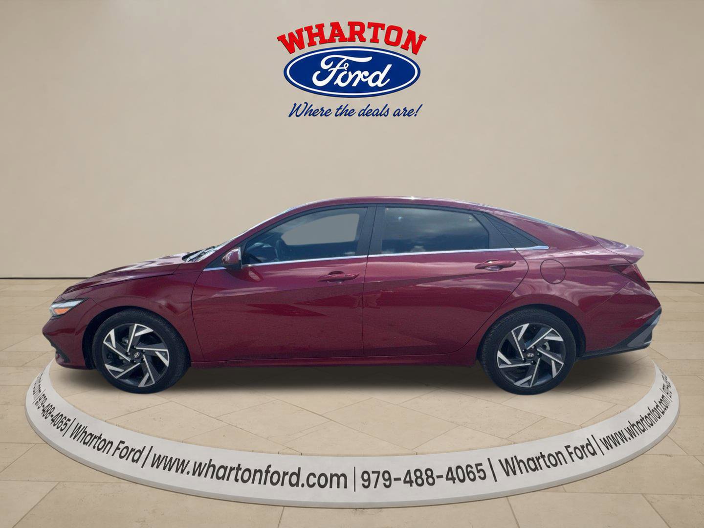 Used 2024 Hyundai Elantra SEL w/ Convenience Package FWD image 3