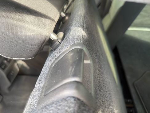 Used 2023 Nissan Rogue SV image 21