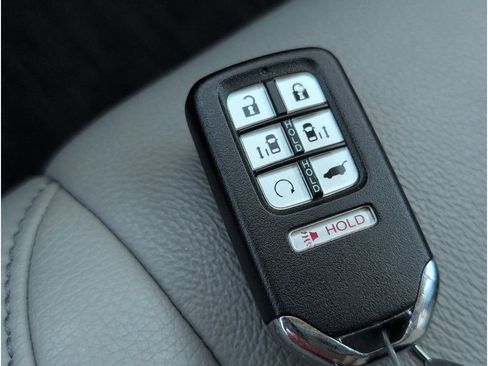 Used 2021 Honda Odyssey EX-L image 19