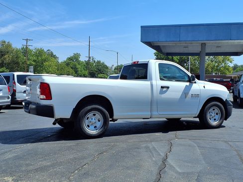 Used 2017 RAM 1500 Tradesman w/ Power & Remote Entry Group RWD image 9