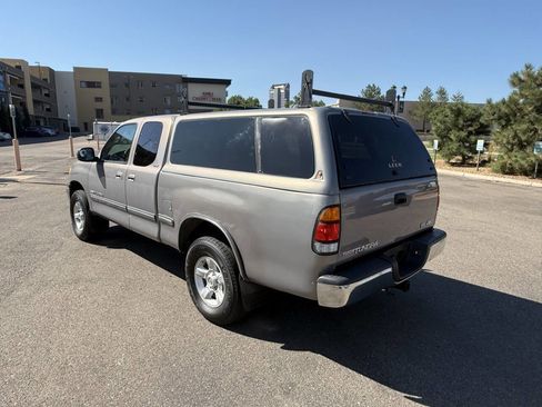 Used 2000 Toyota Tundra SR5 image 9