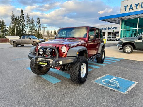 Used 2008 Jeep Wrangler Unlimited Rubicon w/ PWR Convenience Group image 3
