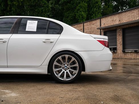 Used 2008 BMW M5 RWD image 5