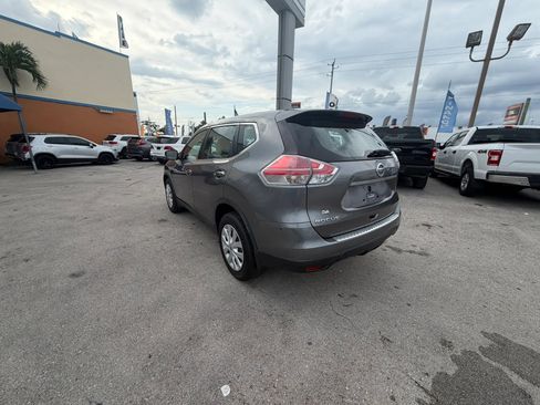 Used 2015 Nissan Rogue S FWD image 6