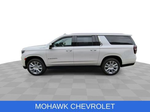 Used 2024 Chevrolet Suburban High Country AWD/4WD image 6