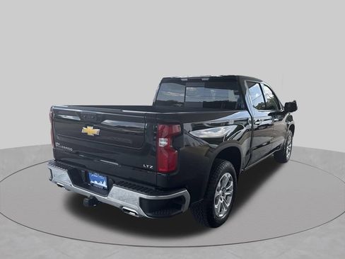 Used 2026 Chevrolet Silverado 1500 LTZ w/ LTZ Premium Package AWD/4WD image 8
