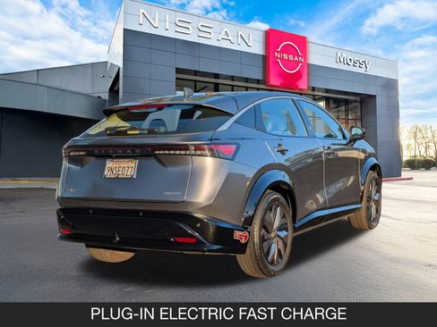 Used 2023 Nissan Ariya Engage image 8