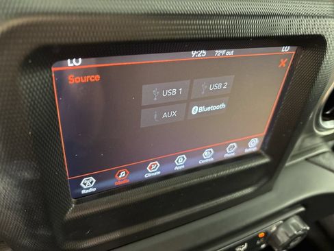 Used 2021 Jeep Wrangler Unlimited Sahara AWD/4WD image 28