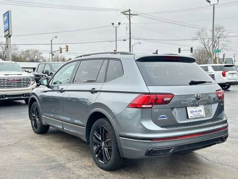 Used 2022 Volkswagen Tiguan SE R-Line AWD/4WD image 7