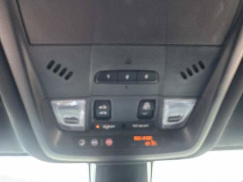 Used 2021 Chevrolet Blazer RS w/ Enhanced Convenience Package AWD/4WD image 22