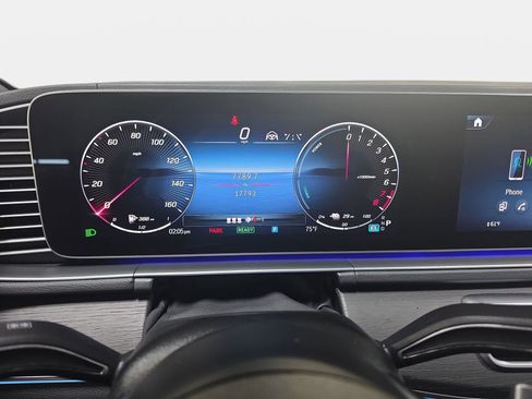 Used 2024 Mercedes-Benz GLE 450e 4MATIC image 19